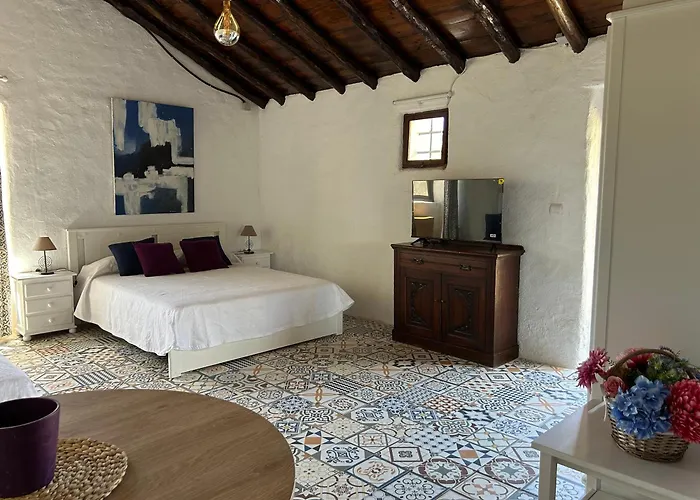 Santa Teresa, Casa Granada