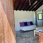 Santa Teresa, Casa Granada *